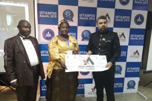 Signs-MoU-with-SLCCIA